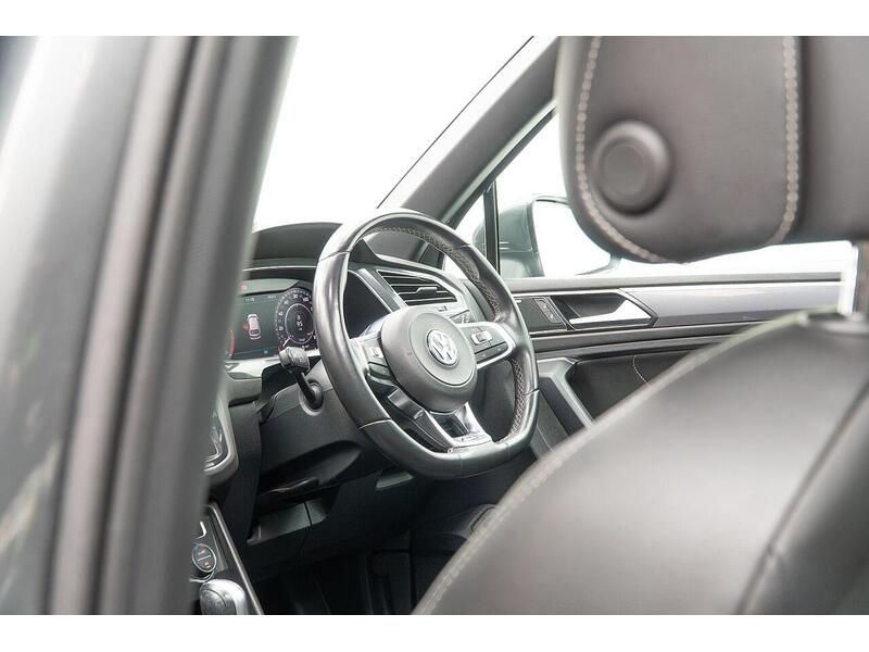 Volkswagen Tiguan 2.0 BiTDI R-Line DSG 4Motion Euro 6 (s/s) 5dr - U1777
