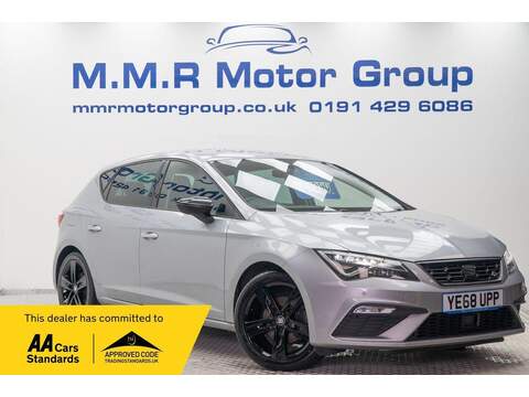 SEAT Leon Leon SE Dynamic Hatchback 1 Manual Petrol