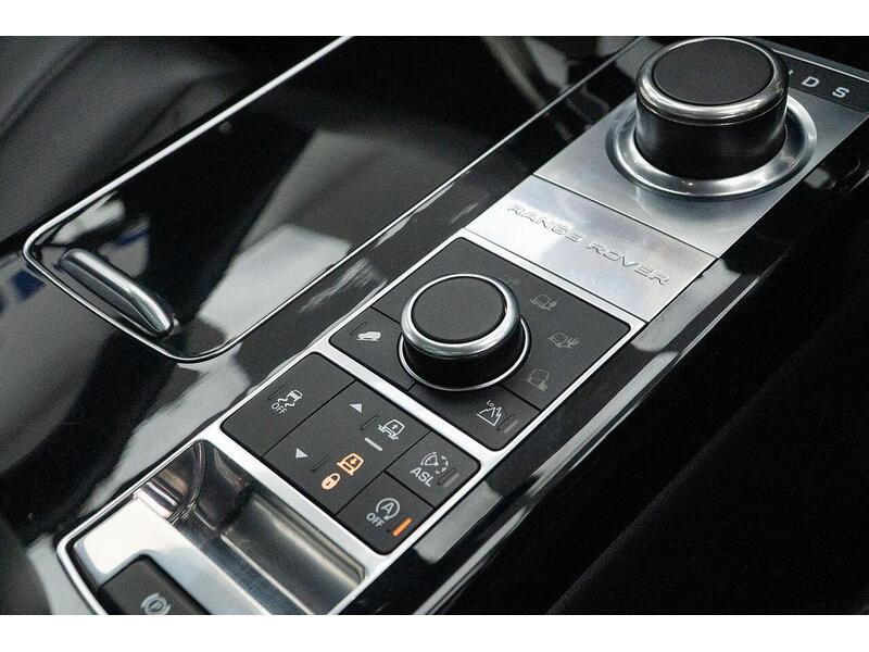 Land Rover Range Rover 3.0 TD V6 Vogue Auto 4WD Euro 6 (s/s) 5dr - U1791