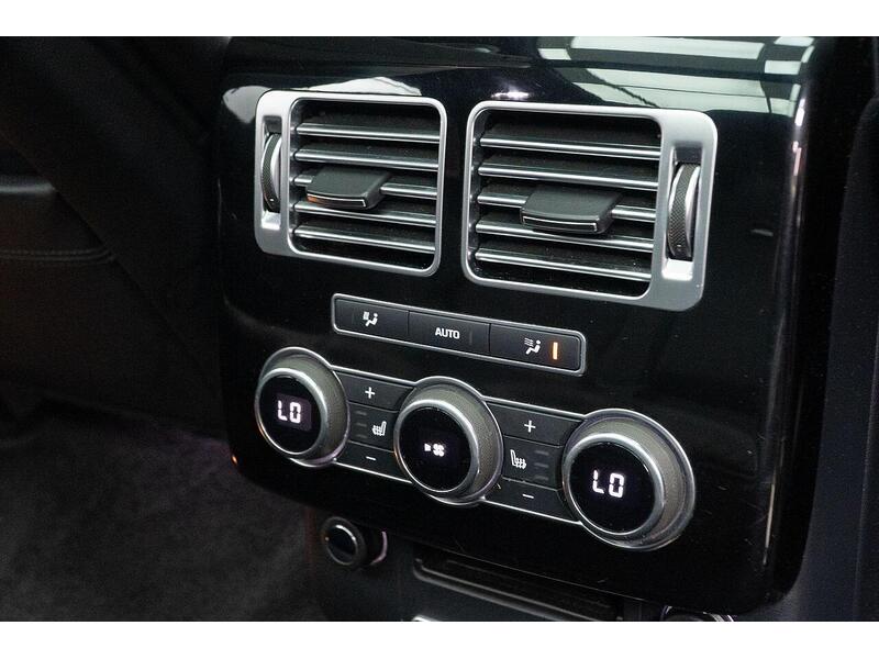 Land Rover Range Rover 3.0 TD V6 Vogue Auto 4WD Euro 6 (s/s) 5dr - U1791