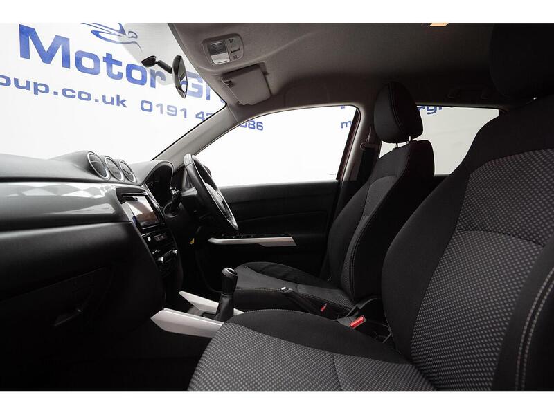 Suzuki Vitara 1.6 SZ-T Euro 6 (s/s) 5dr SUV Manual Petrol - U683