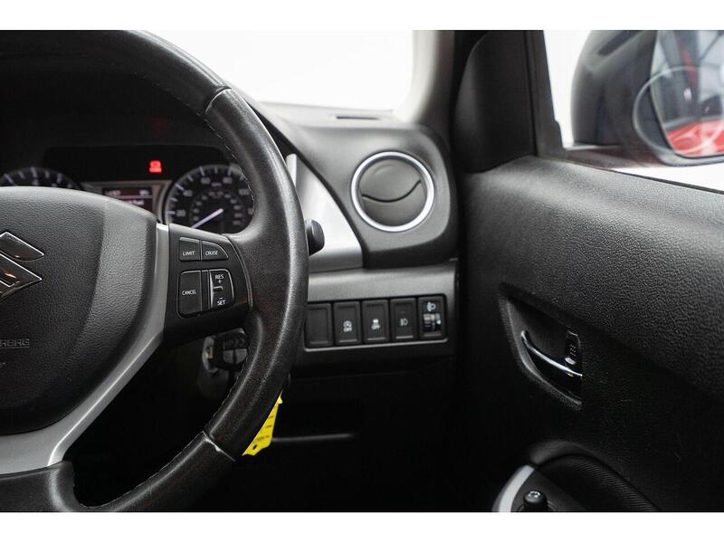 Suzuki Vitara 1.6 SZ-T Euro 6 (s/s) 5dr SUV Manual Petrol - U683