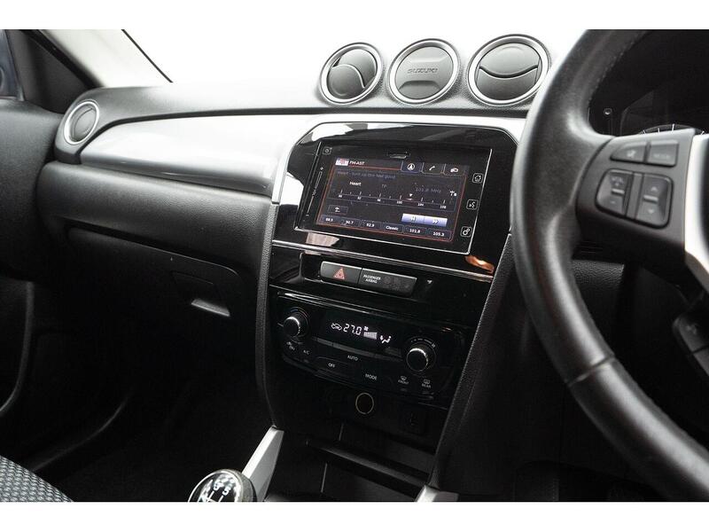 Suzuki Vitara 1.6 SZ-T Euro 6 (s/s) 5dr SUV Manual Petrol - U683