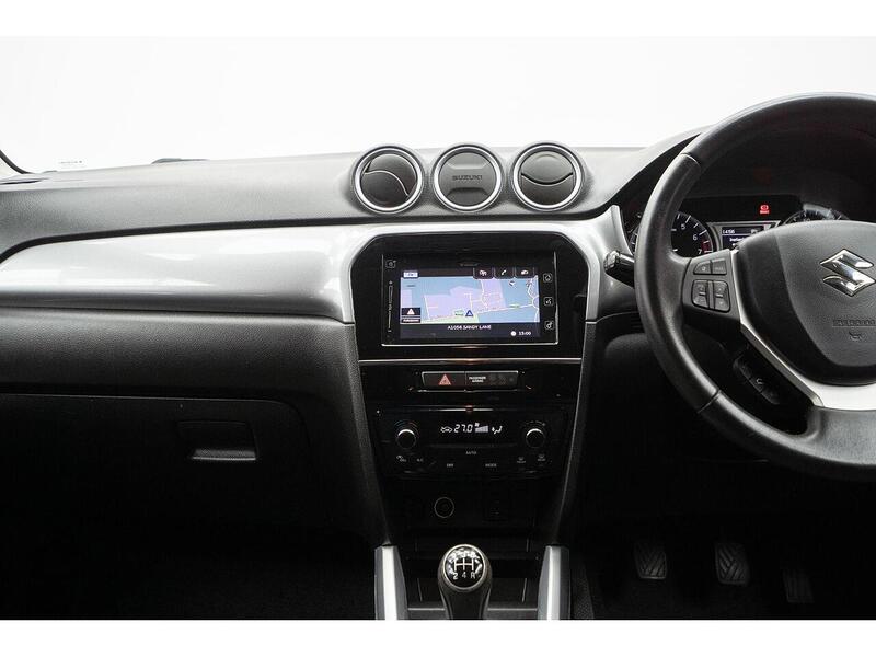 Suzuki Vitara 1.6 SZ-T Euro 6 (s/s) 5dr SUV Manual Petrol - U683
