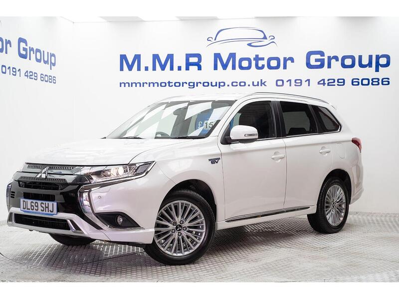 Mitsubishi Outlander 2.4h TwinMotor 13.8kWh Dynamic Safety CVT 4WD Euro 6 (s/s) 5dr - U785