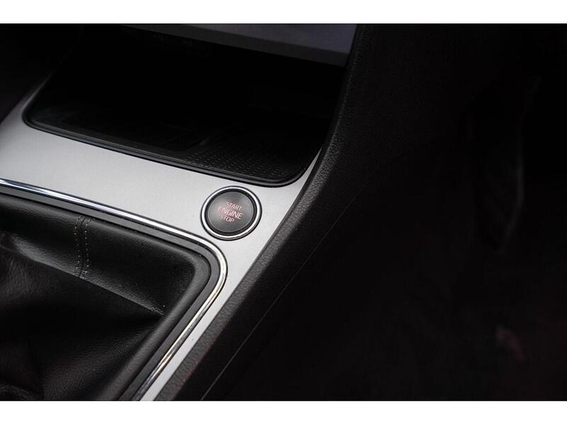 SEAT Leon 2.0 TDI XCELLENCE Euro 6 (s/s) 5dr - U854