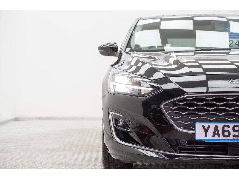 Ford Focus Focus Vignale Hatchback 1 Manual Petrol - U855