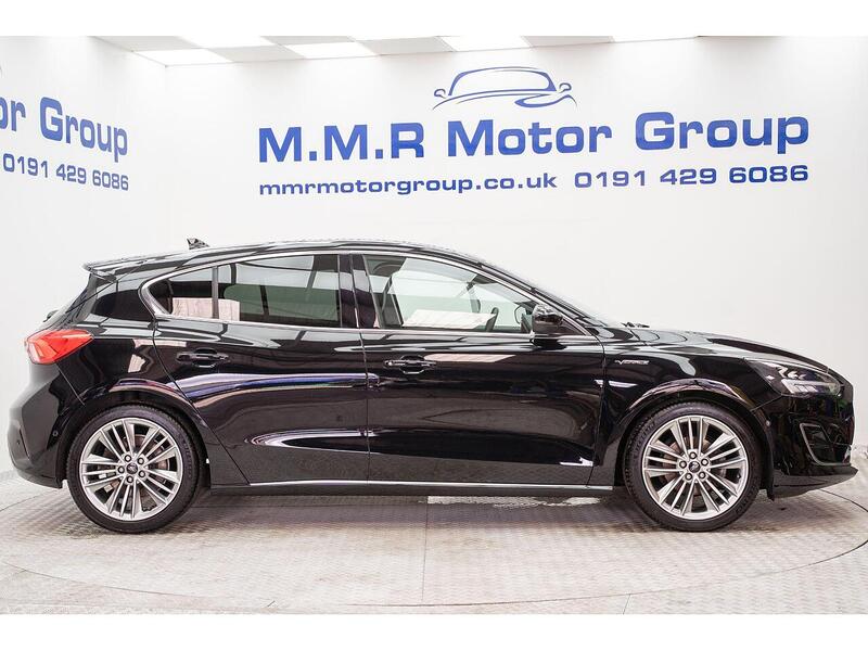 Ford Focus Focus Vignale Hatchback 1 Manual Petrol - U855
