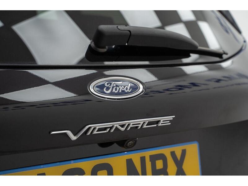 Ford Focus Focus Vignale Hatchback 1 Manual Petrol - U855