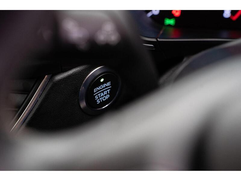 Ford Focus Focus Vignale Hatchback 1 Manual Petrol - U855