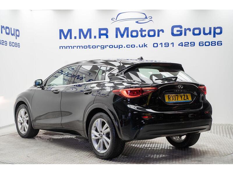 Infiniti Q30 Q30 Business Executive Hatchback 1 Manual Diesel - U864