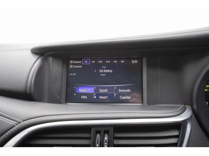 Infiniti Q30 Q30 Business Executive Hatchback 1 Manual Diesel - U864