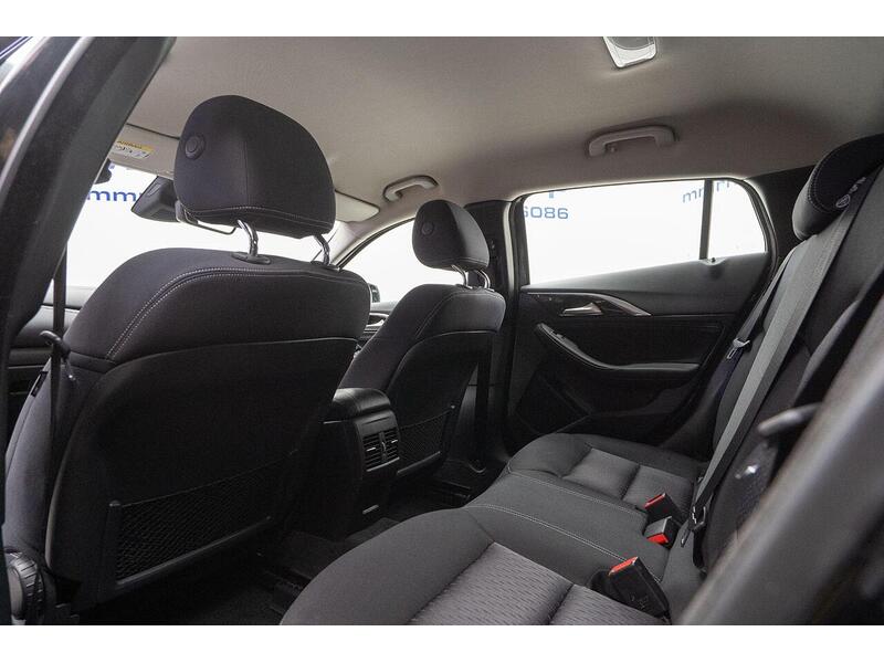 Infiniti Q30 Q30 Business Executive Hatchback 1 Manual Diesel - U864