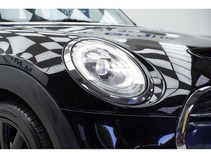 MINI Hatch Hatch Cooper SD Hatchback 1 Automatic Diesel - U875