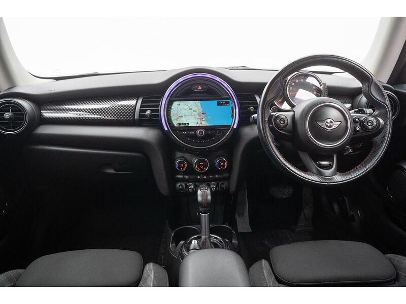 MINI Hatch Hatch Cooper SD Hatchback 1 Automatic Diesel - U875