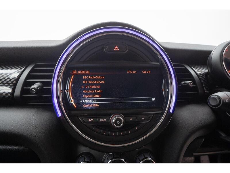 MINI Hatch Hatch Cooper SD Hatchback 1 Automatic Diesel - U875