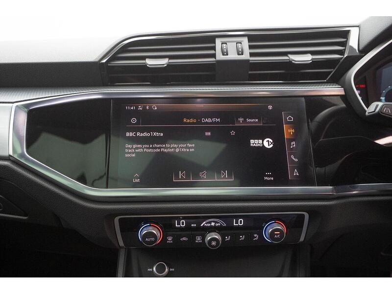 Audi Q3 Q3 S line SUV 1 Manual Petrol - U876