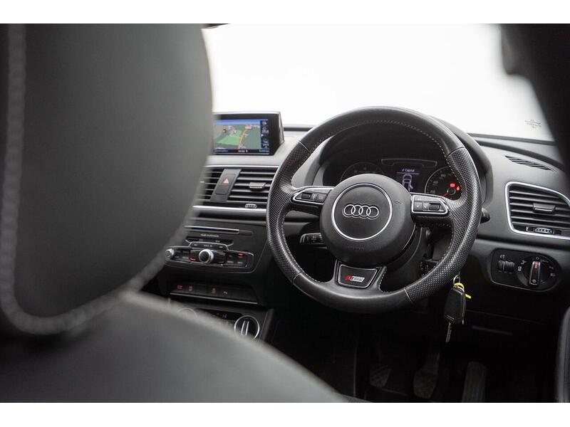 Audi Q3 1.4 TFSI CoD S line Edition Euro 6 (s/s) 5dr - U915