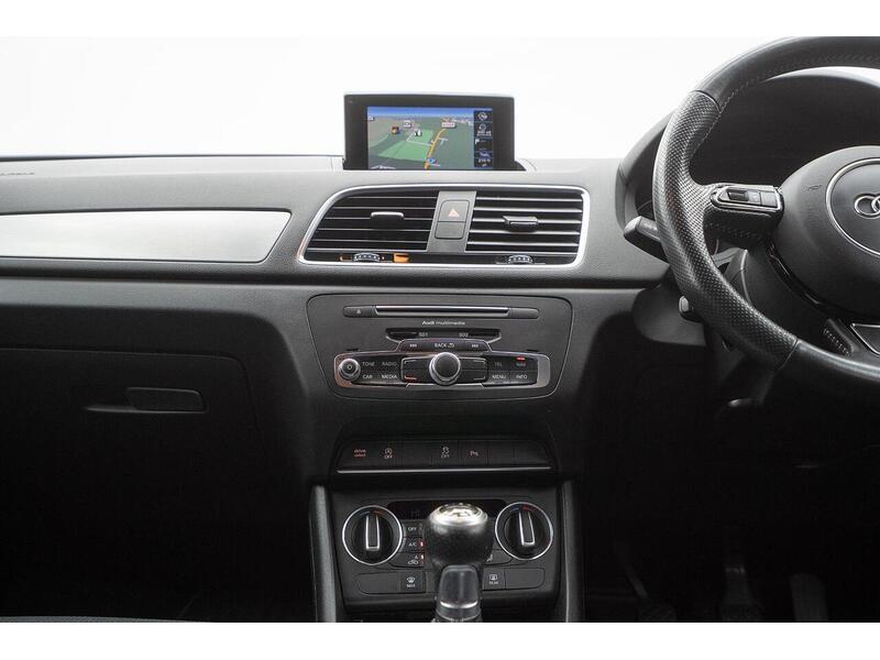 Audi Q3 1.4 TFSI CoD S line Edition Euro 6 (s/s) 5dr - U915