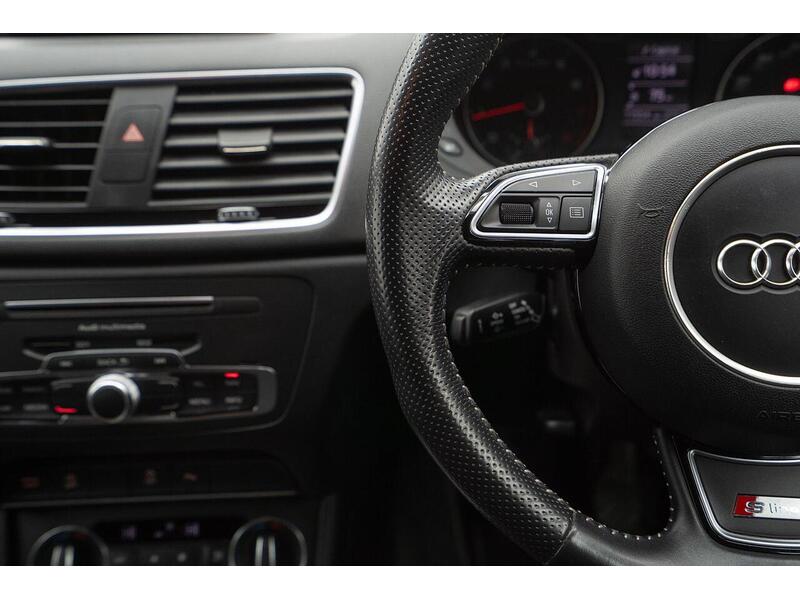 Audi Q3 1.4 TFSI CoD S line Edition Euro 6 (s/s) 5dr - U915