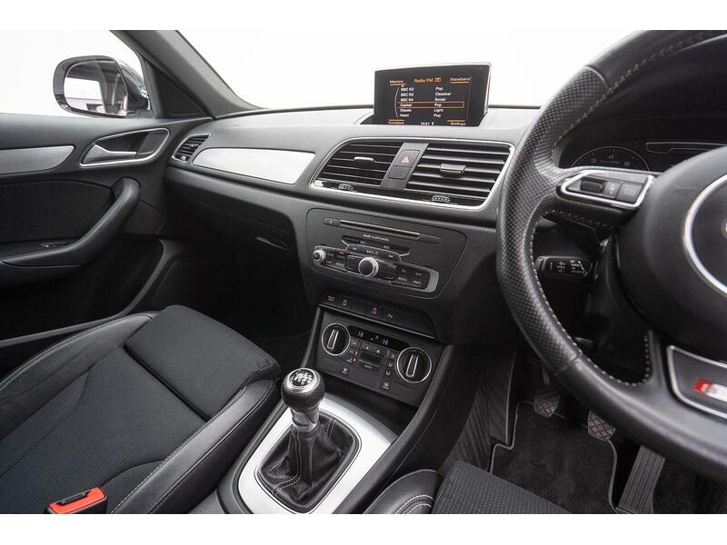 Audi Q3 1.4 TFSI CoD S line Edition Euro 6 (s/s) 5dr - U915