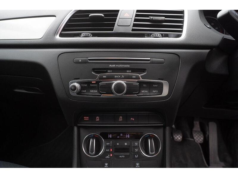 Audi Q3 1.4 TFSI CoD S line Edition Euro 6 (s/s) 5dr - U915