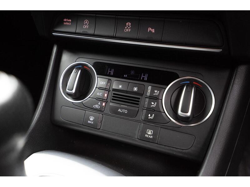 Audi Q3 1.4 TFSI CoD S line Edition Euro 6 (s/s) 5dr - U915