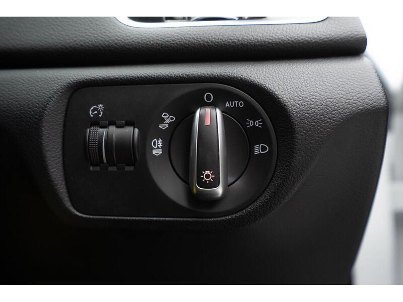 Audi Q3 1.4 TFSI CoD S line Edition Euro 6 (s/s) 5dr - U915