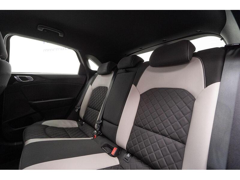 Kia Ceed 1.5 T-GDi GT-Line Euro 6 (s/s) 5dr - U924