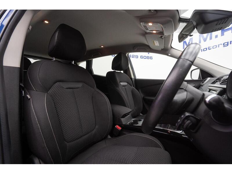 Renault Kadjar Kadjar Dynamique Nav SUV 1 Manual Diesel - U942