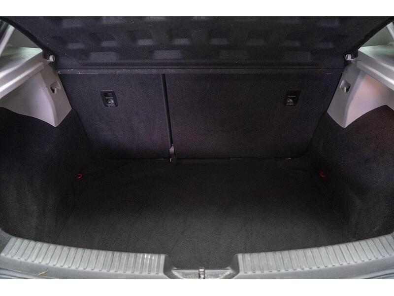 SEAT Leon 1.6 TDI SE Euro 6 (s/s) 5dr - U968