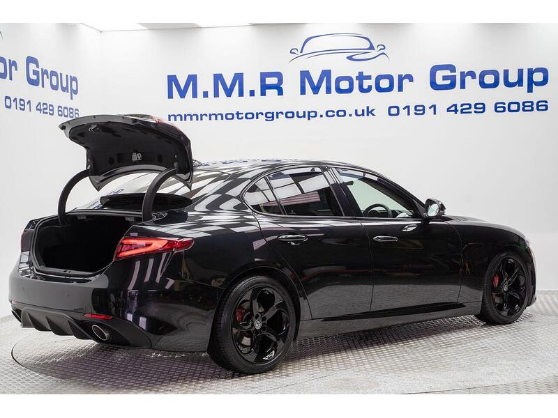 Alfa Romeo Giulia 2.2 TD Speciale Auto Euro 6 (s/s) 4dr - U970