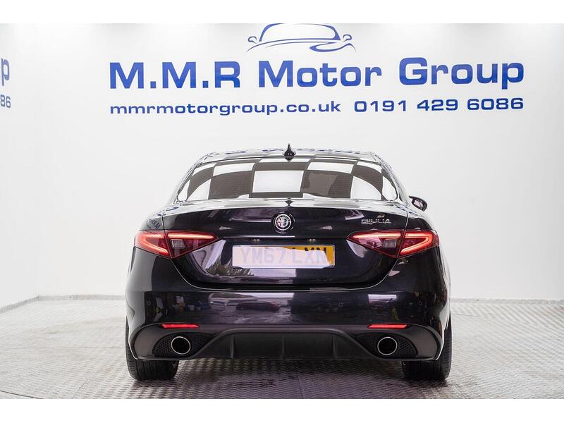 Alfa Romeo Giulia 2.2 TD Speciale Auto Euro 6 (s/s) 4dr - U970
