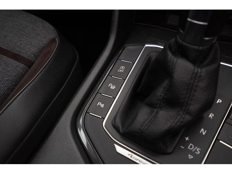 SEAT Tarraco Tarraco XCELLENCE First Edition Plus SUV 1 Automatic Petrol - U980