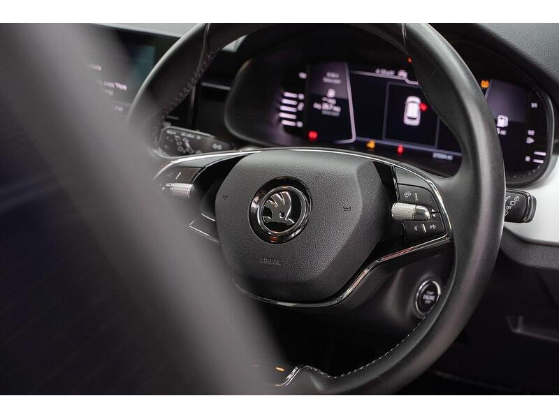 Skoda Kamiq 1.0 TSI SE L Euro 6 (s/s) 5dr - U989