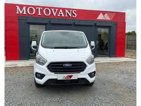 2.0 300 EcoBlue Limited Crew Van Double Cab 5dr Diesel Manual L2 H1 Euro 6 (s/s) (130 ps) 2.0 5dr Crew Van Manual
 Diesel