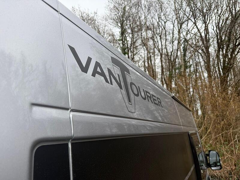 VanTourer 540D  - N28