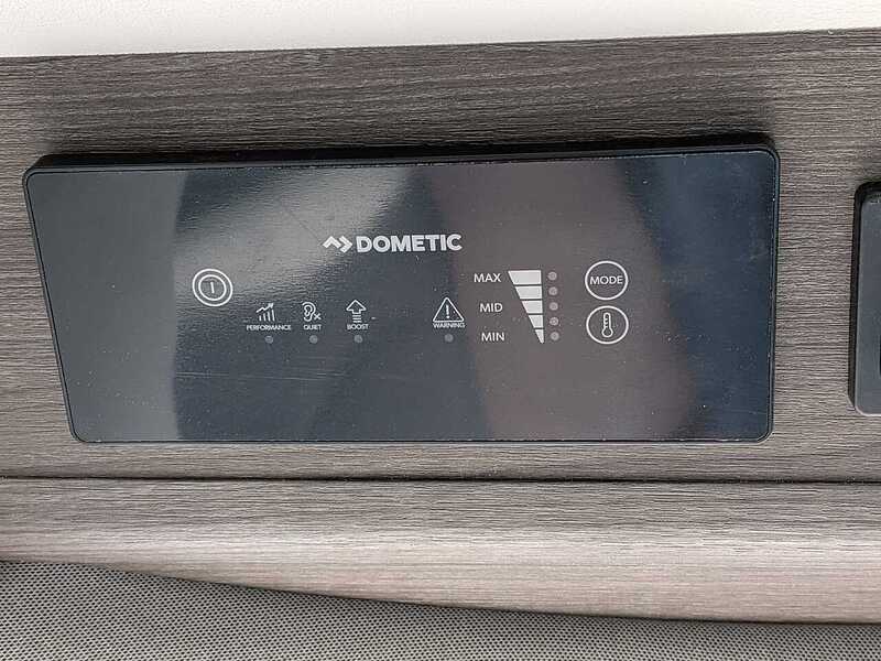 VanTourer 600D VT 600D- Automatic with Pop-top! - N35