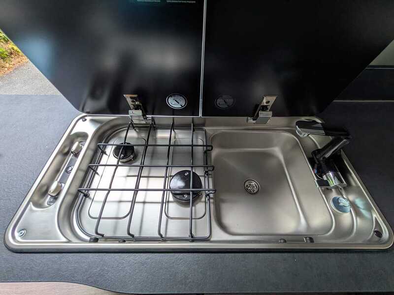 VanTourer 600D VT 600D- Automatic with Pop-top! - N35