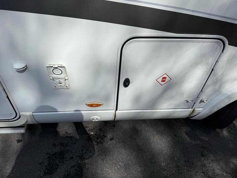 Hymer B588  - U10393