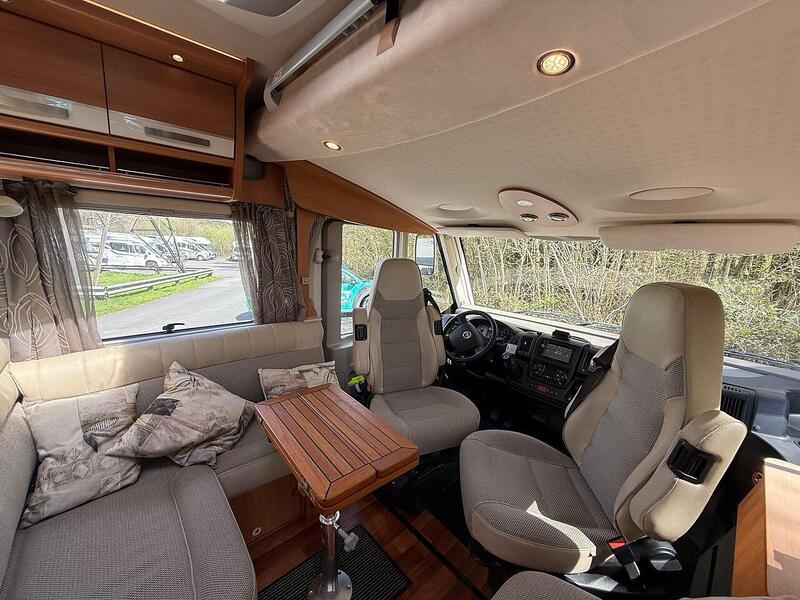 Hymer B588  - U10393