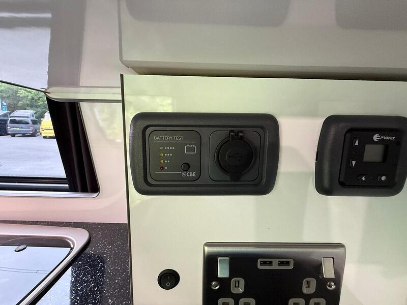 Volkswagen Transporter Transporter T28 TDI STARTLINE - U10454