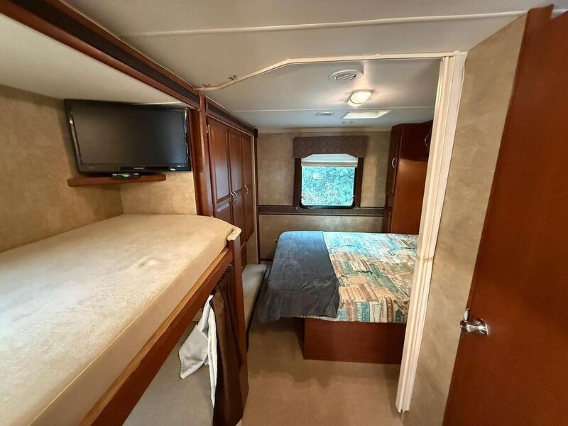 Winnebago Itasca Spirit - U10486