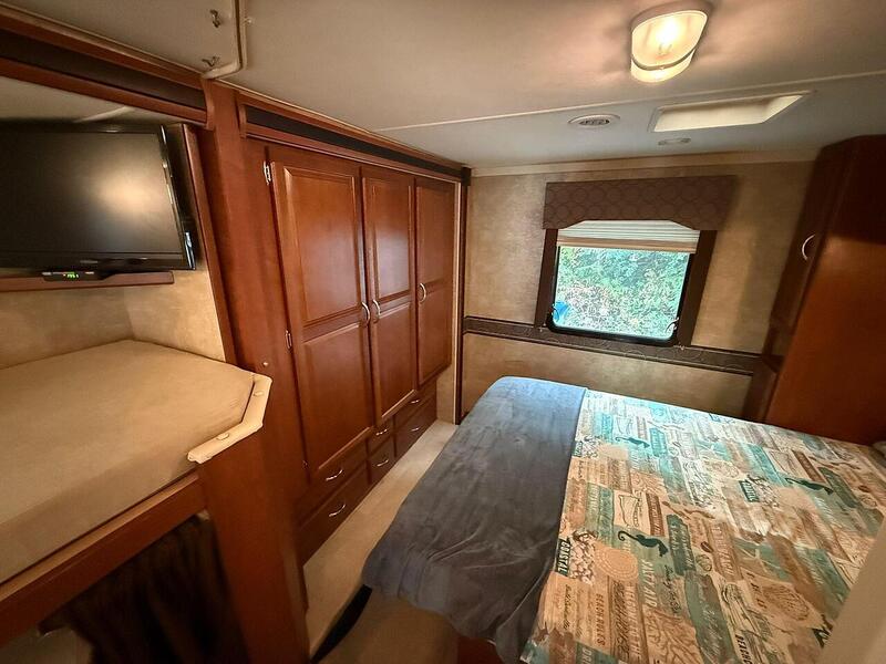 Winnebago Itasca Spirit - U10486