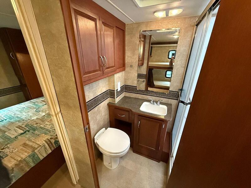 Winnebago Itasca Spirit - U10486