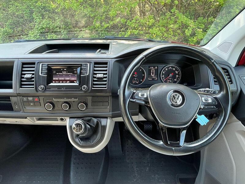 Volkswagen Transporter Transporter T6.1 - T28 - HIGHLINE - U10524