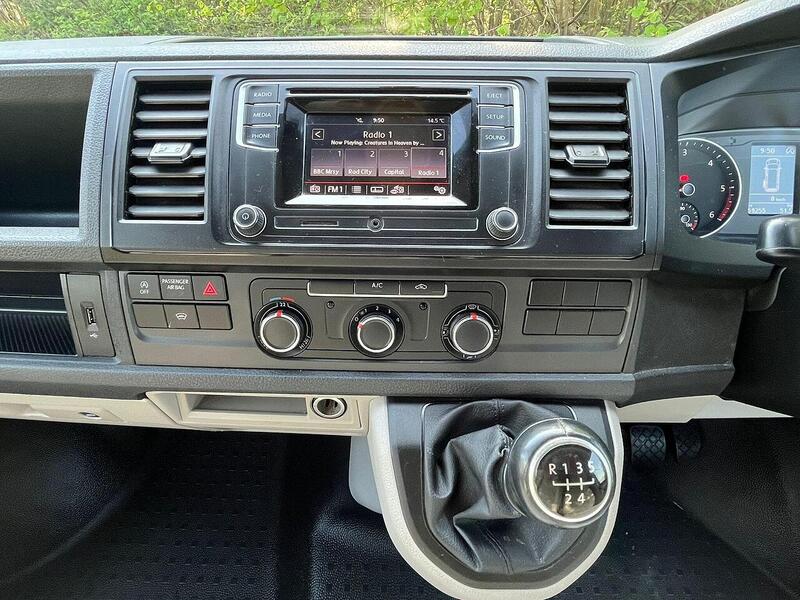 Volkswagen Transporter Transporter T6.1 - T28 - HIGHLINE - U10524