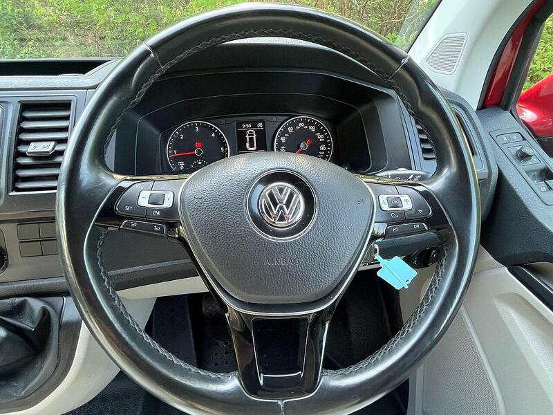Volkswagen Transporter Transporter T6.1 - T28 - HIGHLINE - U10524