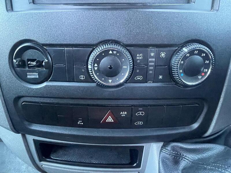 Volkswagen Crafter Crafter 2.0 TDI CR35 L2 H3 - U10550