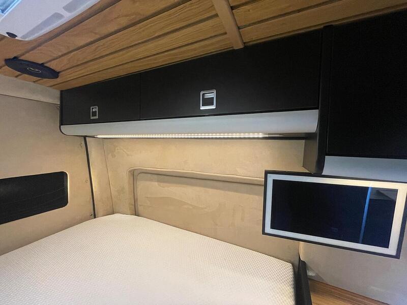 Volkswagen Crafter Crafter 2.0 TDI CR35 L2 H3 - U10550